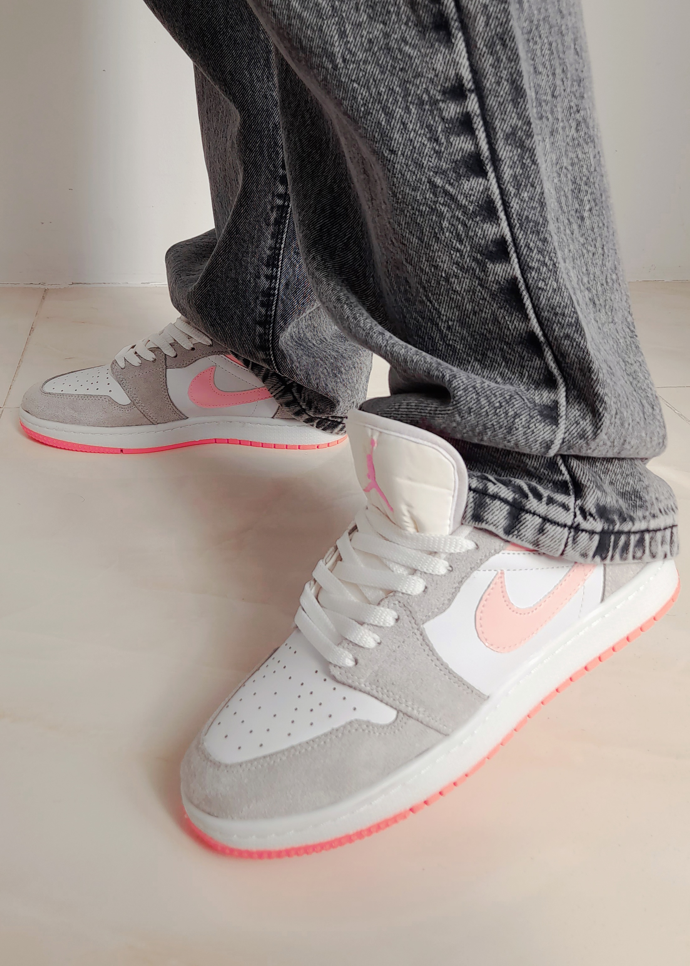 کتونی جردن وان ساق کوتاه زنانه/دخترانه