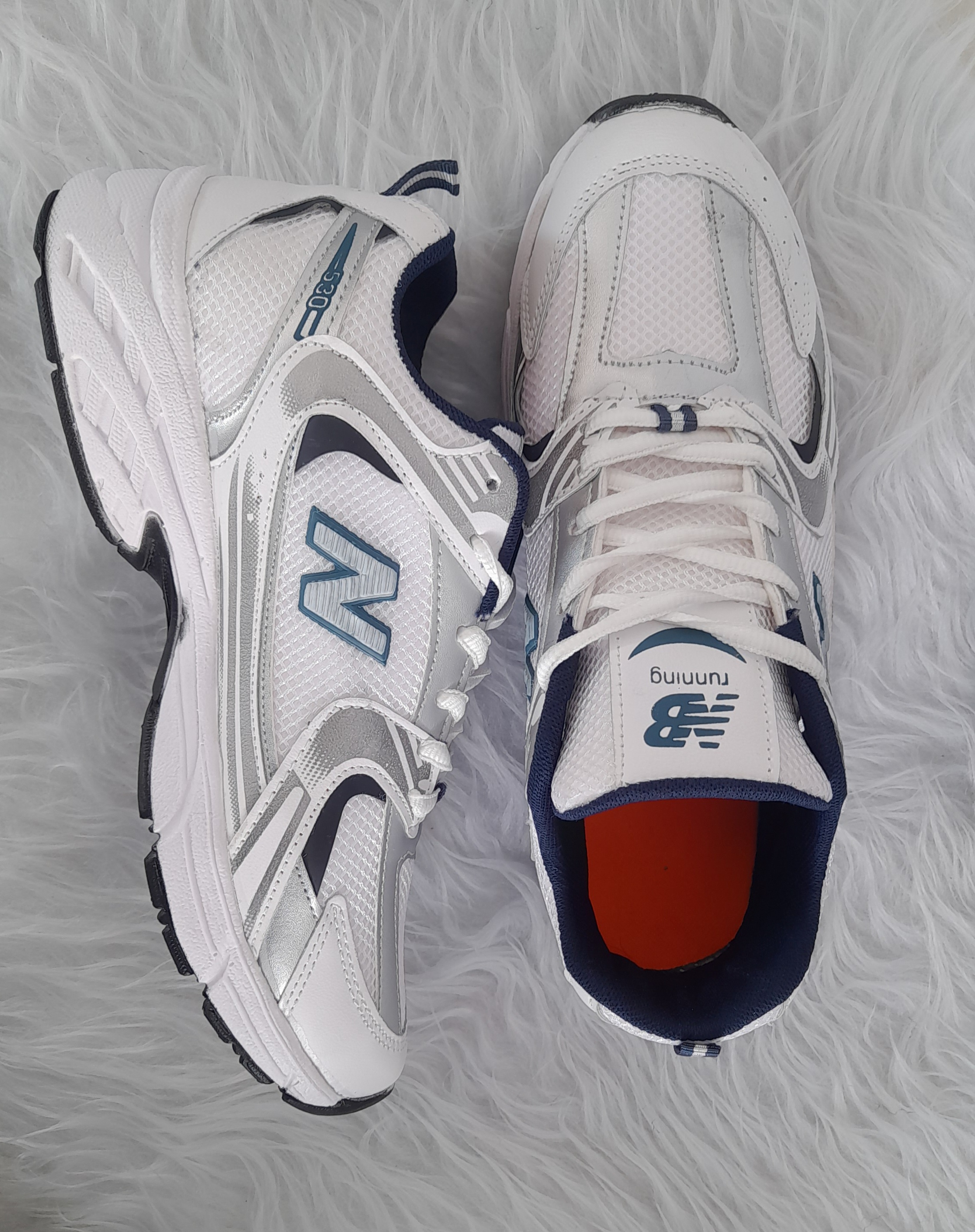 کتونی نیوبالانس ۵۳۰