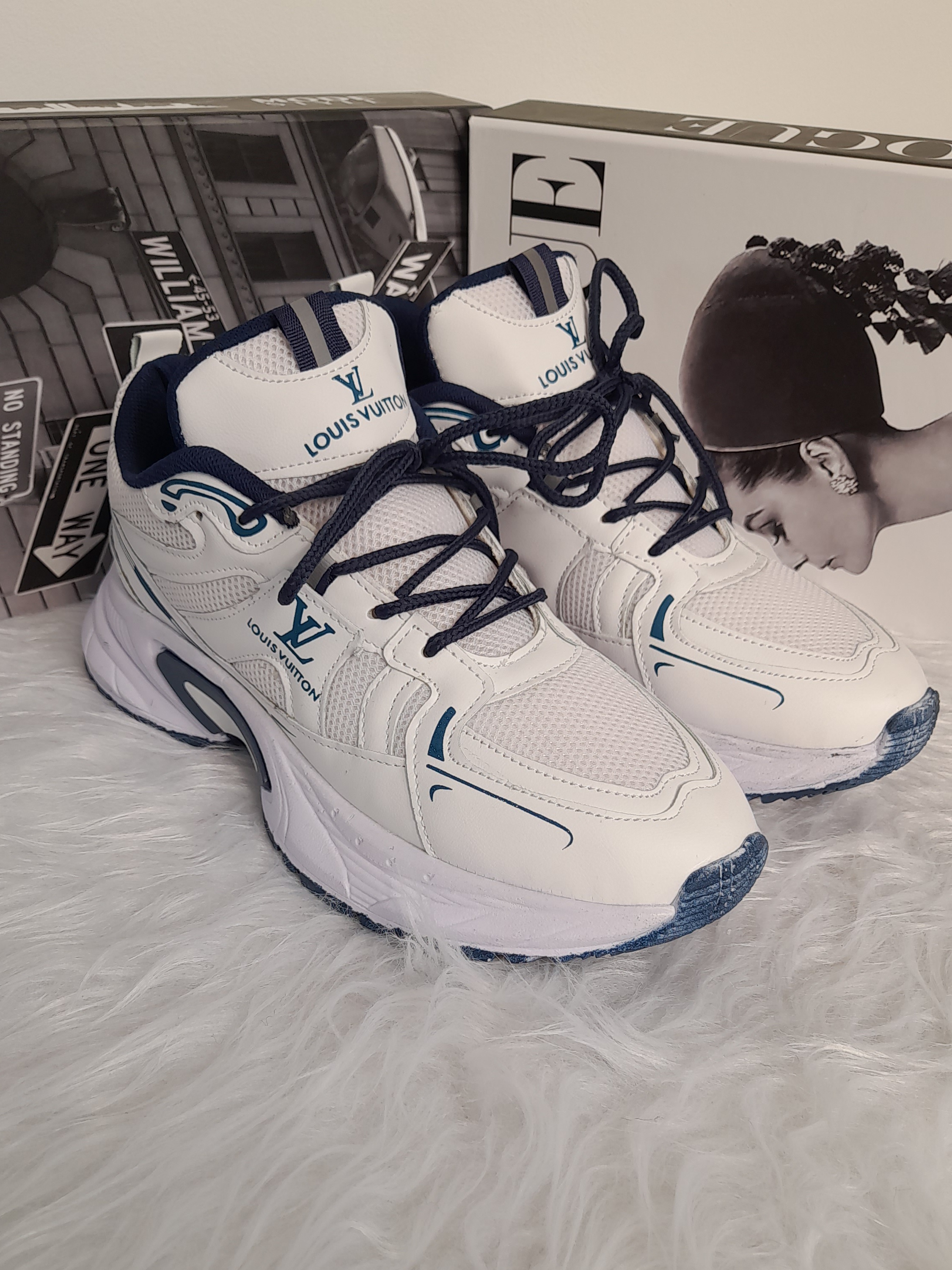 کتونی زنانه/کتونی دخترانه/کتونی لوییس ویتون زنانه و دخترانه